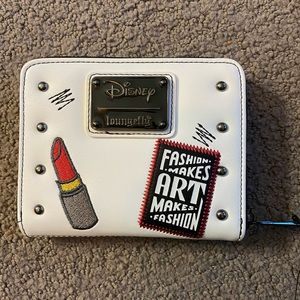 NWT Cruella Loungefly Wallet